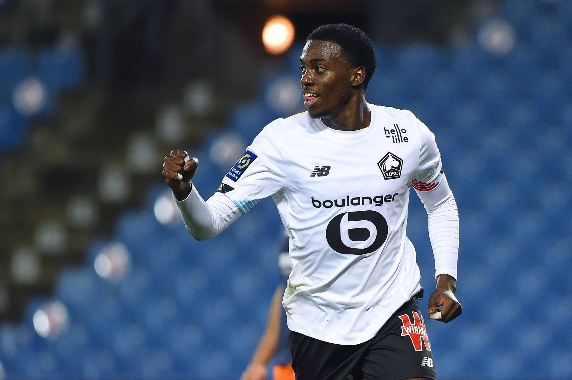 9体育今夜法甲焦点战；山东男篮绝杀压哨；压力陡增；赛季目标并未改变的简单介绍