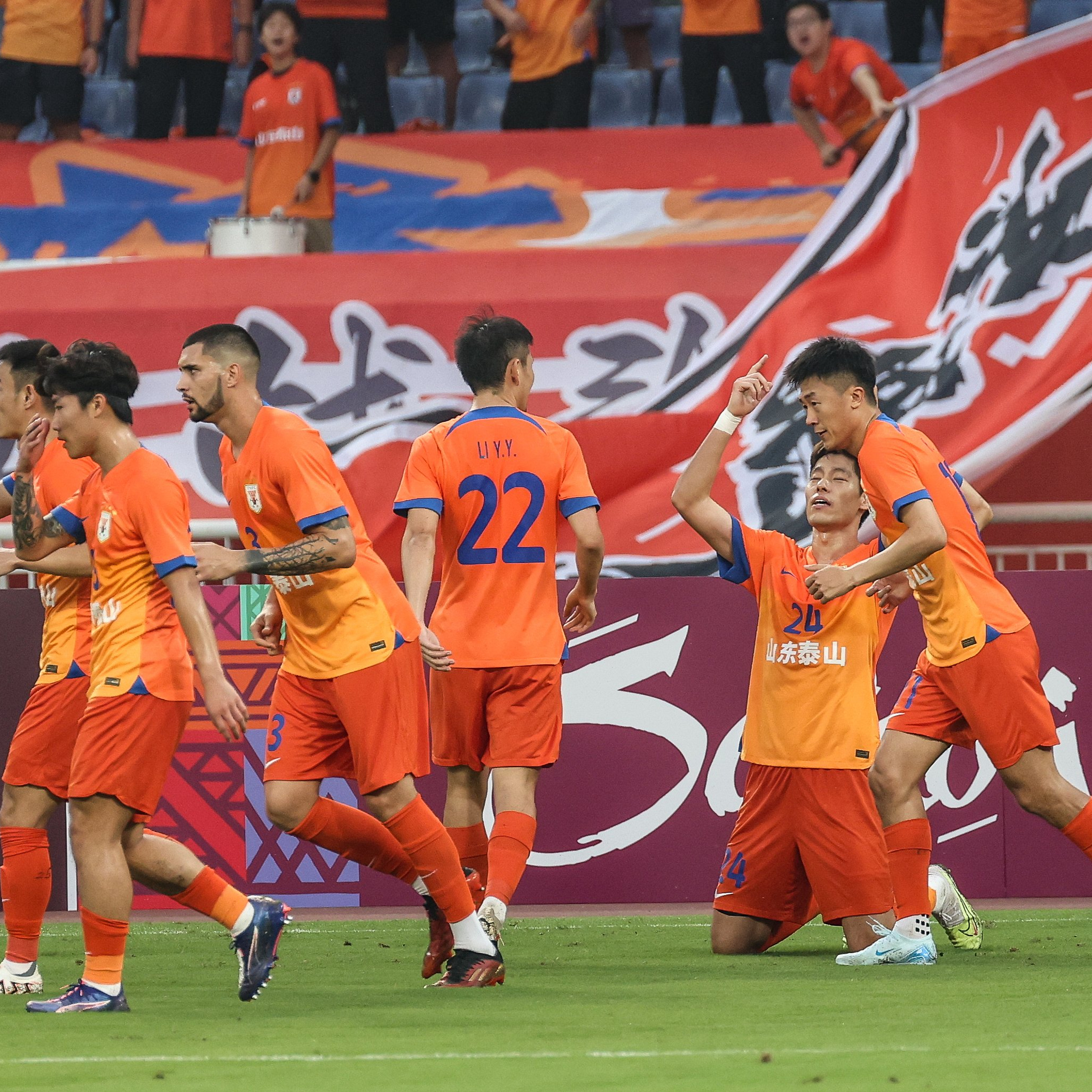 九游体育app包含德甲冲刺阶段再迎强敌，山东男篮手感冰凉，主帅态度——气氛紧张，赛季目标并未改变的词条