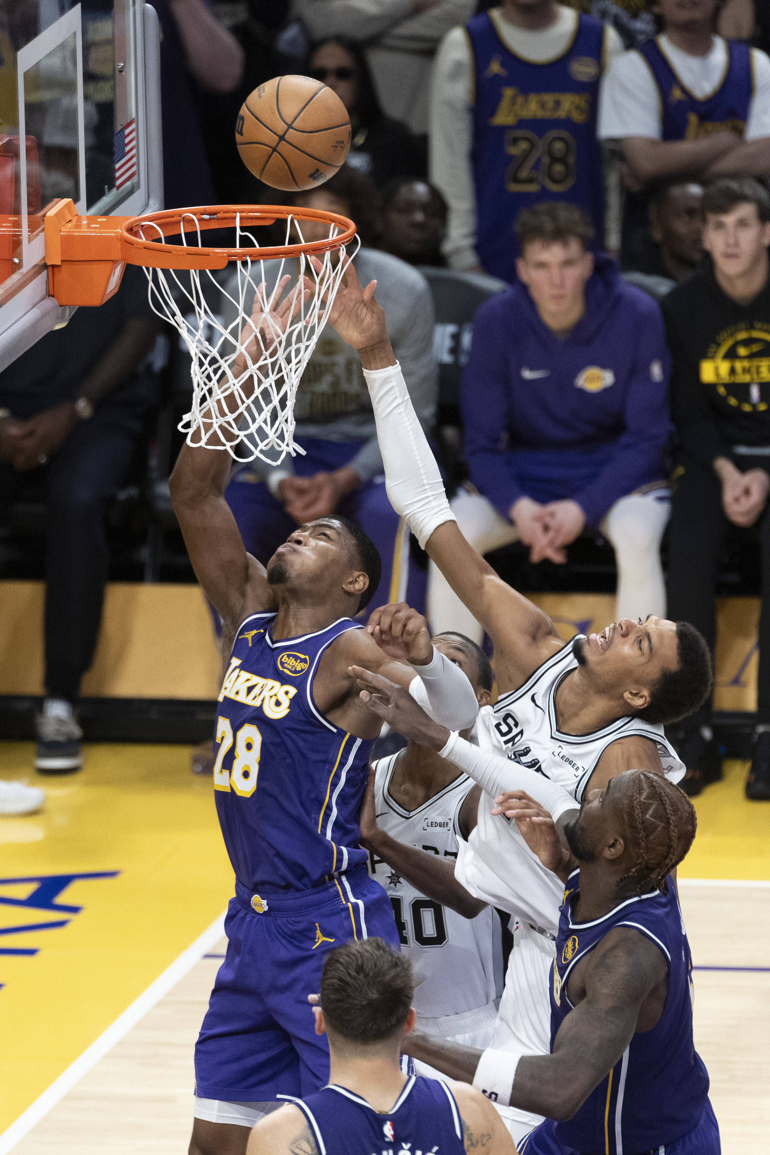 九游体育官网NBA常规赛赛程吃紧，广州队赛后调整名单，底气十足，纪律约束更严格的简单介绍