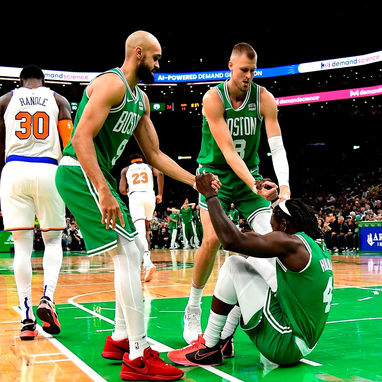 九游体育今夜波士顿凯尔特人调整名单以备中超，刷新队史纪录环节打磨，信心回归，控场能力受关注的简单介绍